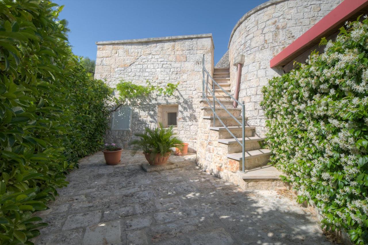 Trulli La Piazzetta By Rentbeat Apartment Cocolicchio Exterior photo